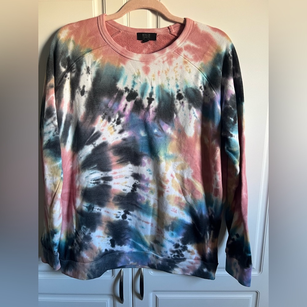 Women’s Tie dye Light Sweater